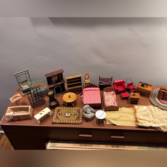 Other - Vintage Dollhouse Furniture Set